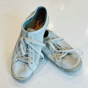 Fly London Softinos Sneakers